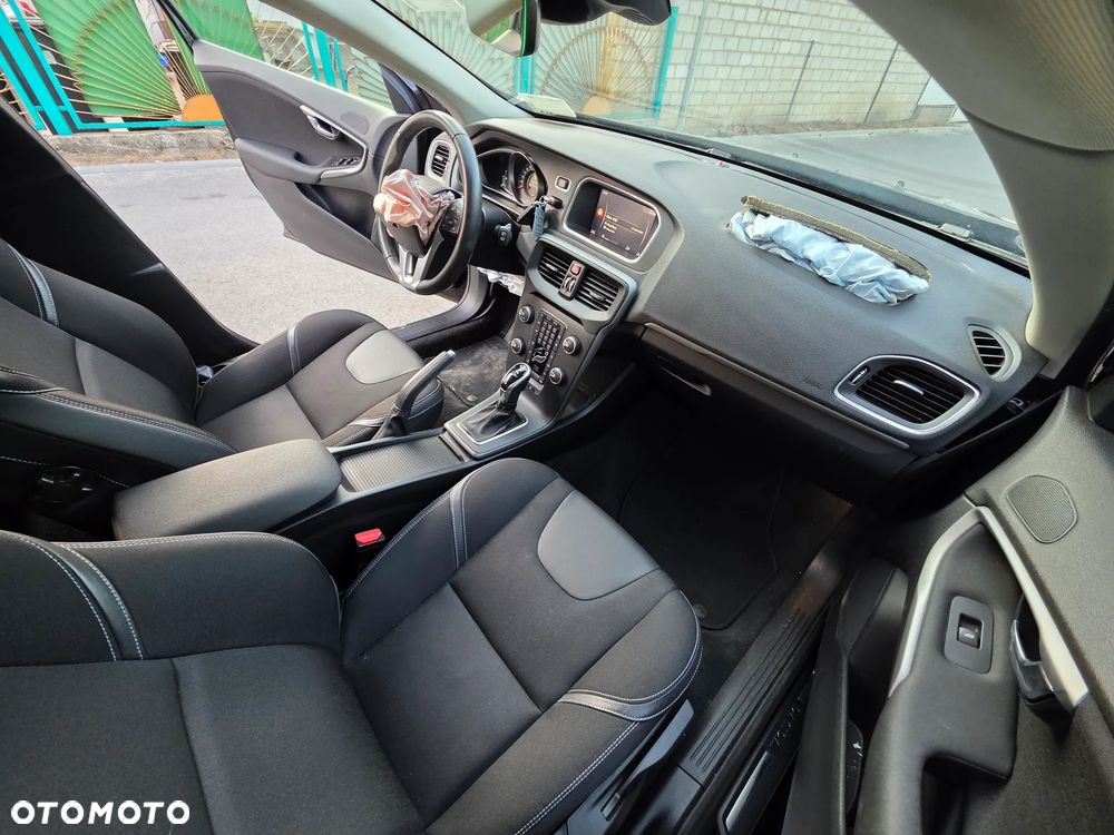 Volvo V40 D2 Geartronic Linje Svart - 12