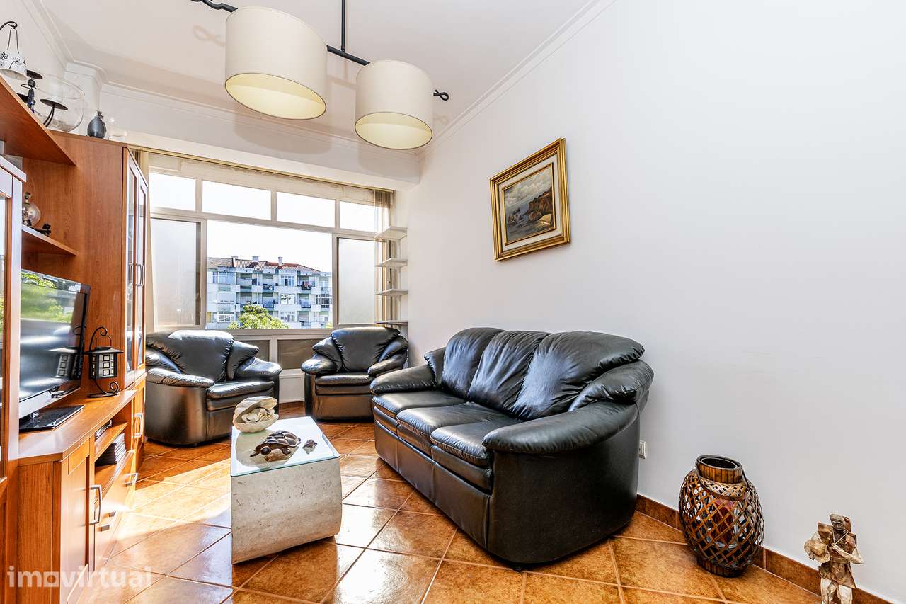 Apartamento T2 - Praceta Almirante Gago Coutinho - Grande imagem: 2/21