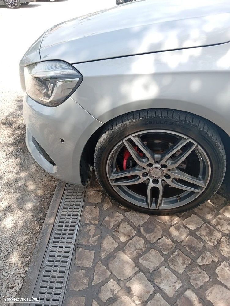 Mercedes-Benz A 180 CDI (BlueEFFICIENCY) AMG Sport - 19