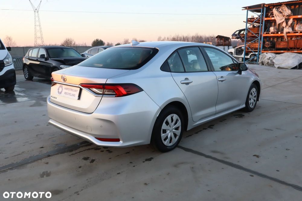 Toyota Corolla 1.6 Active - 5
