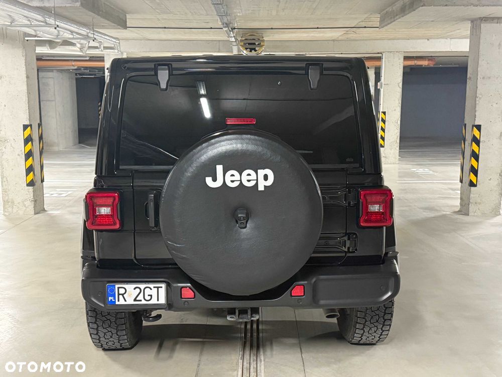 Jeep Wrangler - 5
