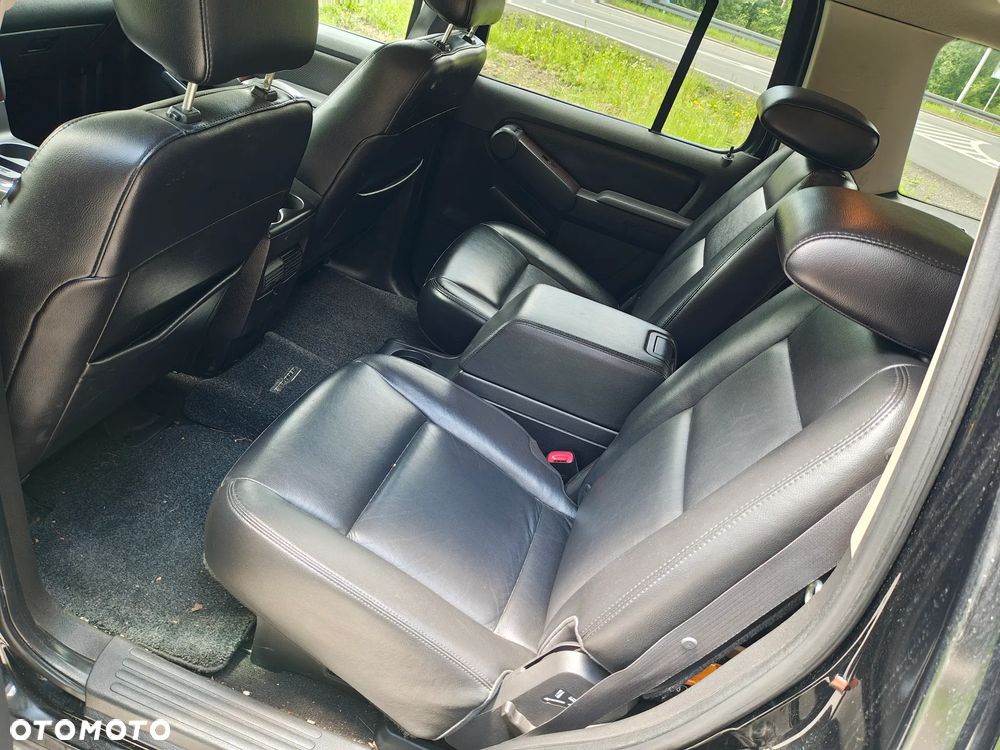 Ford Explorer 4.6 4WD - 11