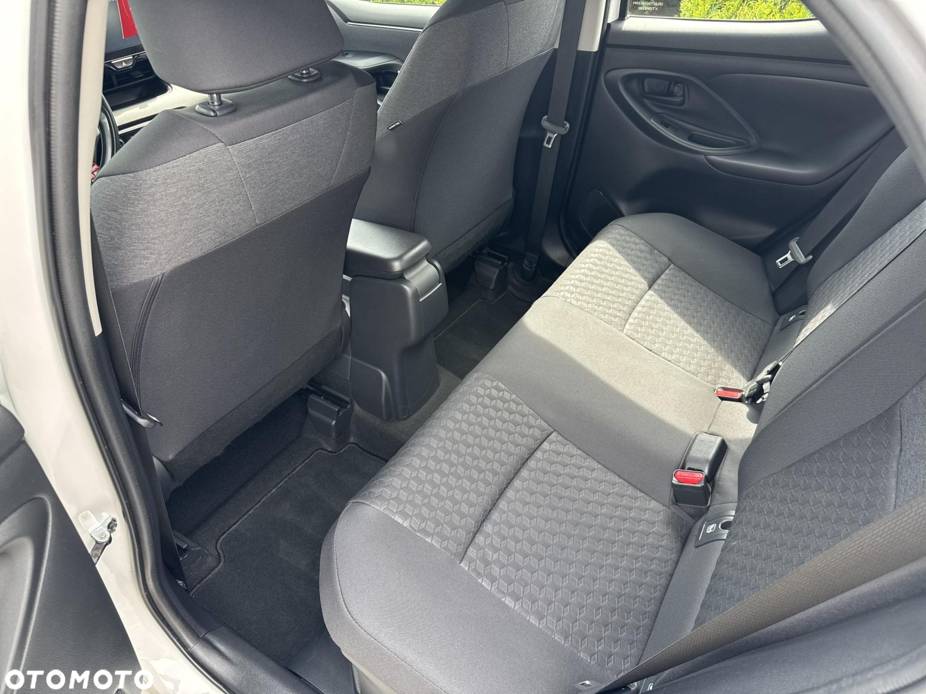 Toyota Yaris - 13