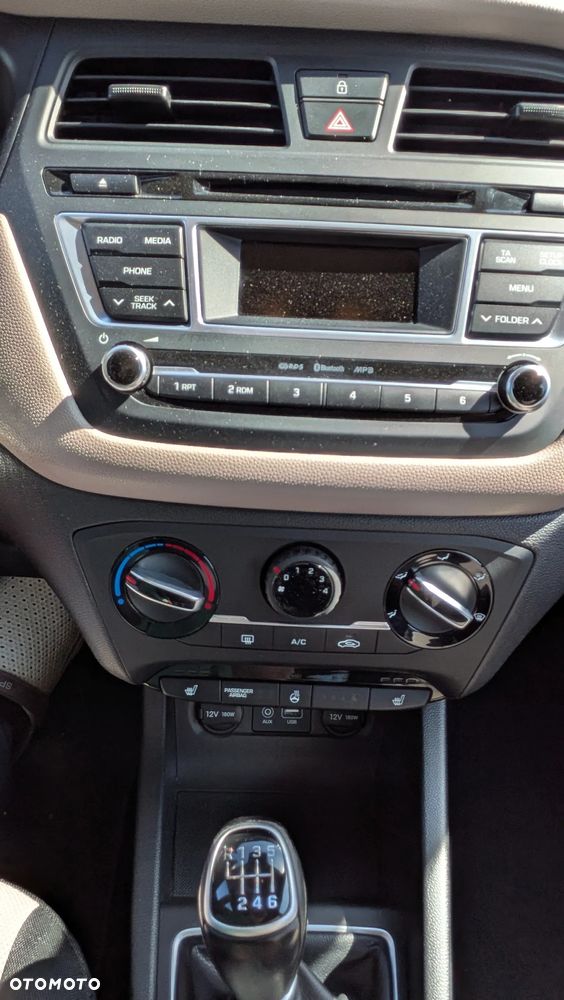 Hyundai i20 1.4 Comfort - 10