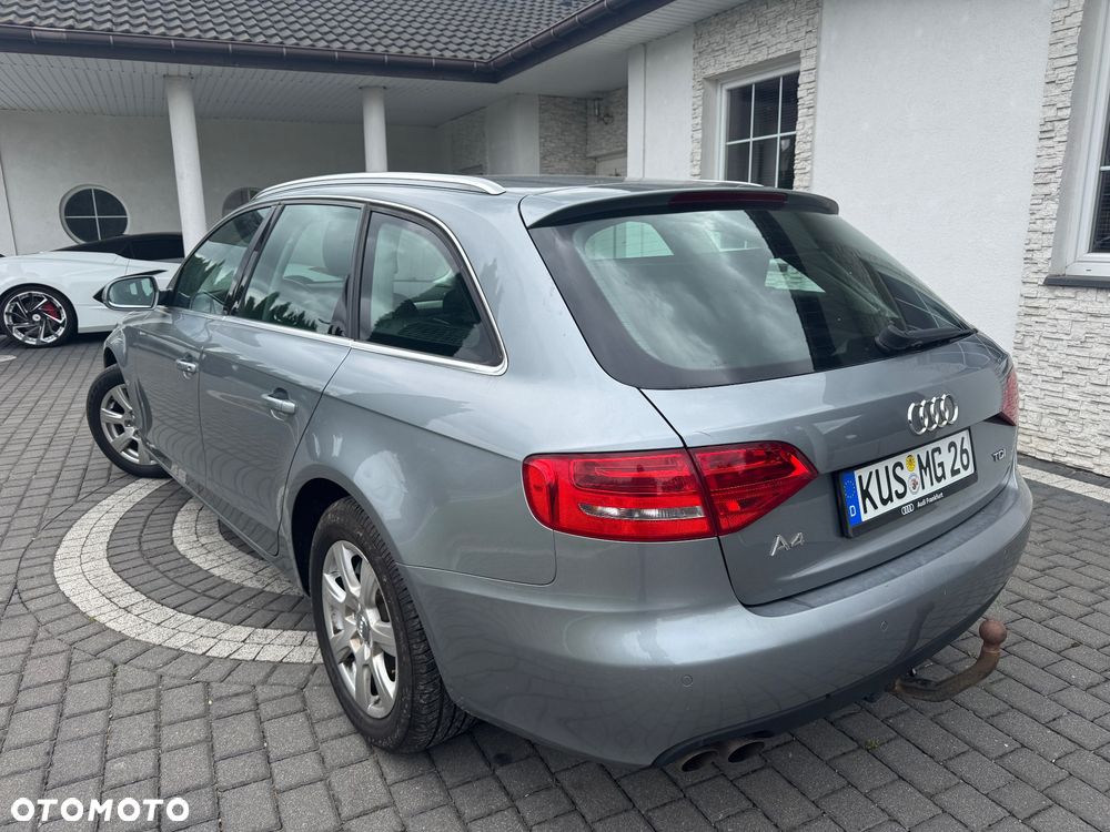 Audi A4 Avant 2.0 TDI DPF Attraction - 4
