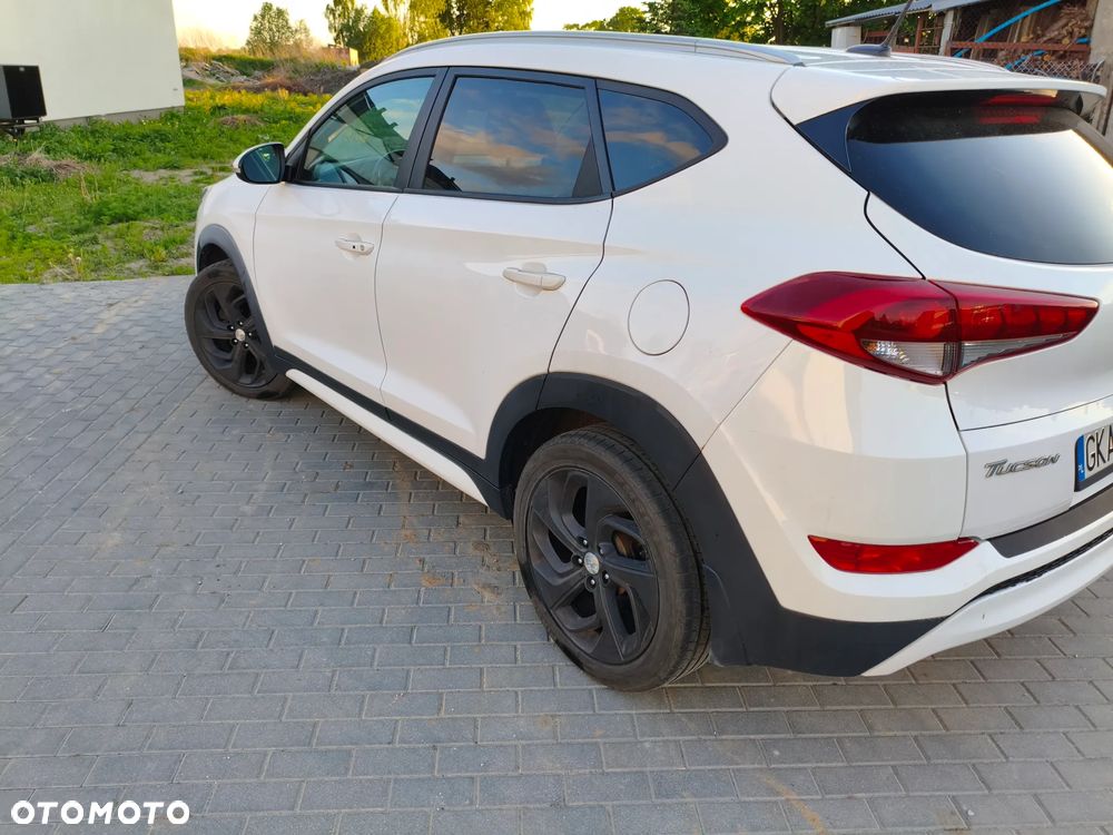 Hyundai Tucson - 4