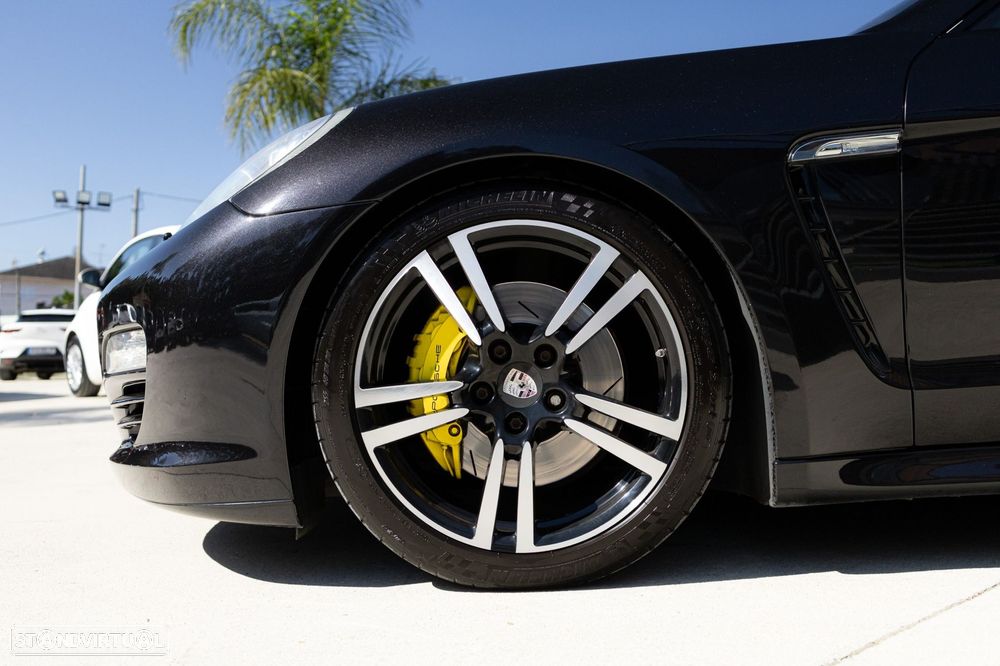 Porsche Panamera Platinum Edition - 7