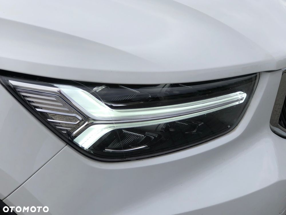 Volvo XC 40 T3 Geartronic RDesign - 14