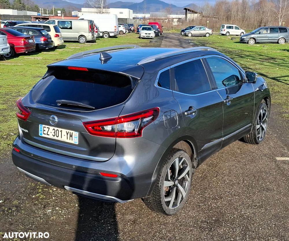 Nissan Qashqai 1.6 DCI TEKNA+ - 5