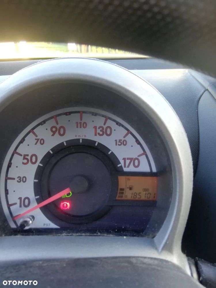 Peugeot 107 1.0 Happy - 6