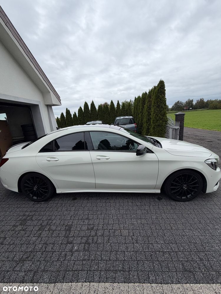 Mercedes-Benz CLA 200 7G-DCT AMG Line - 4