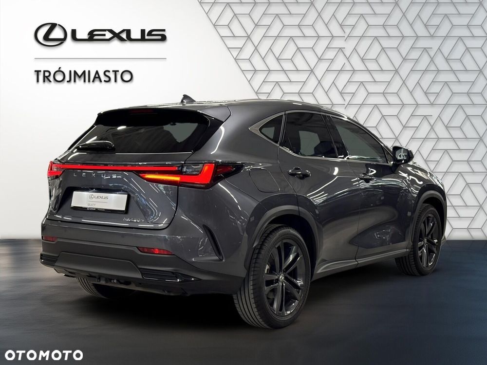 Lexus NX - 7