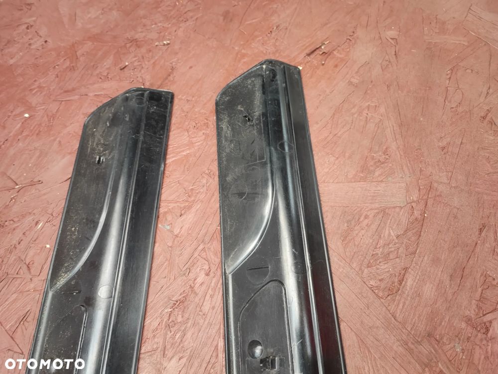 BMW E46 COUPE / CABRIO ORYGINALNE LISTWY OZDOBNE PORGÓW LEWA / PRAWA M-PAKIET W DOBRYM STANIE O NR. 51 47 7 891 929 / 51 47 7 891 930 OEM - 20