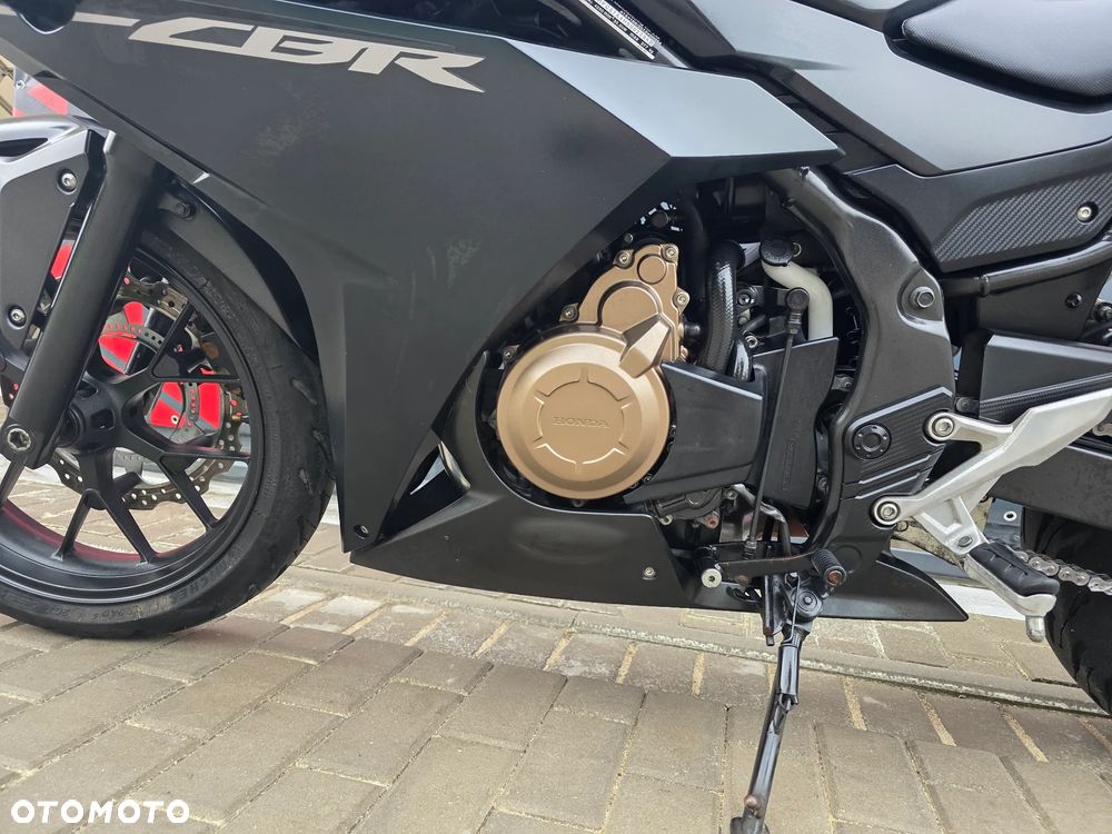Honda CBR - 12