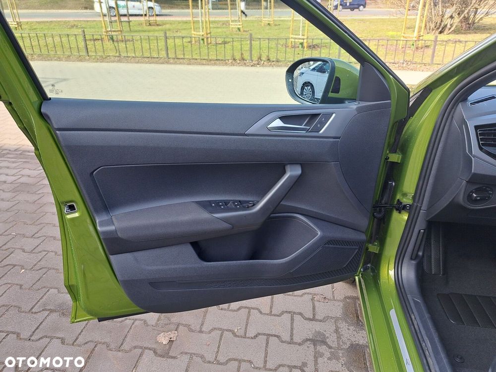 Volkswagen Taigo 1.5 TSI ACT R-Line DSG - 11