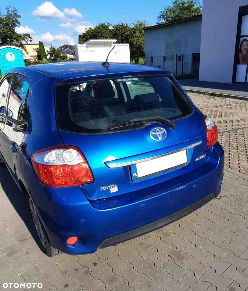 Toyota Auris - 4