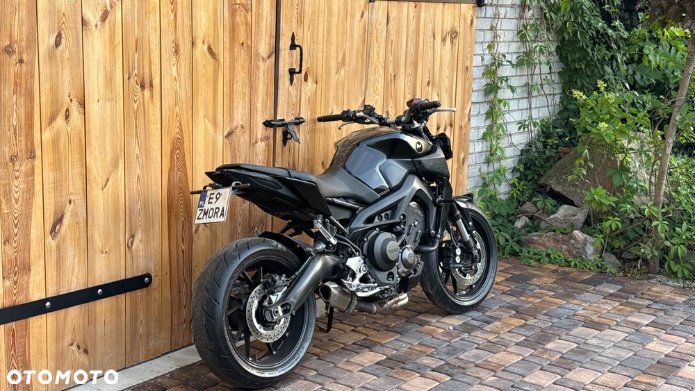 Yamaha MT - 4