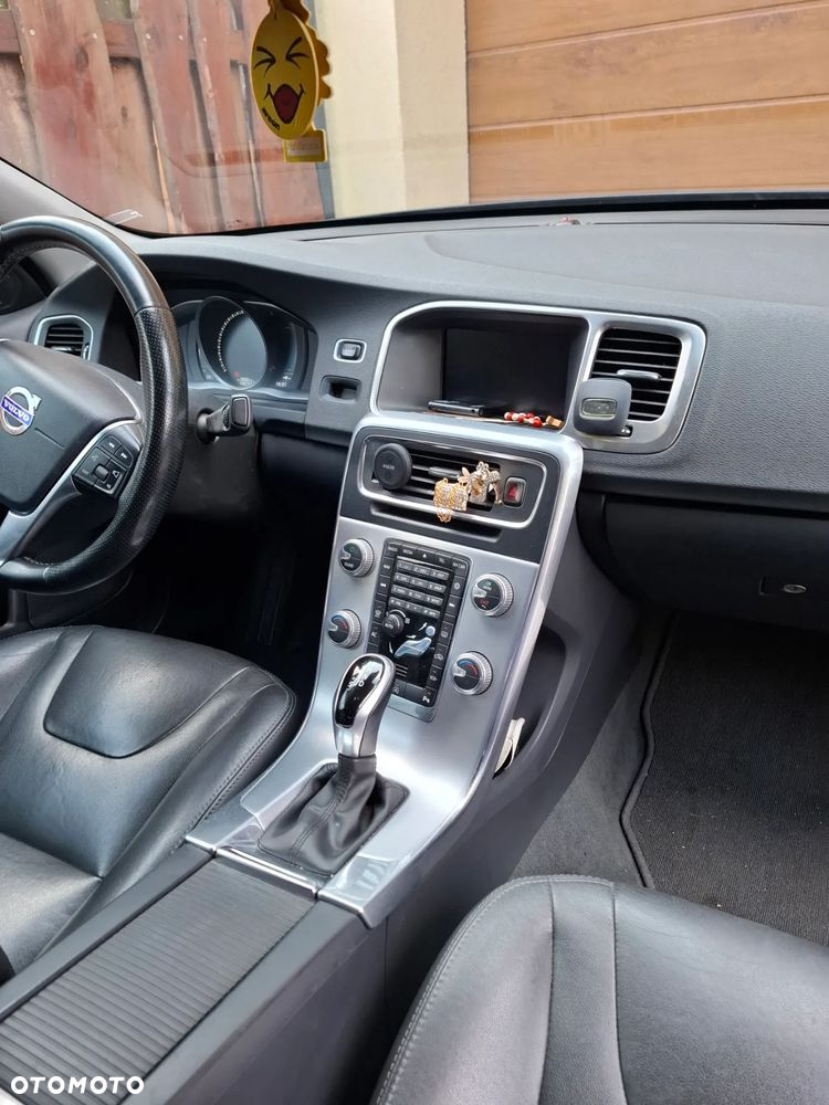 Volvo S60 - 8