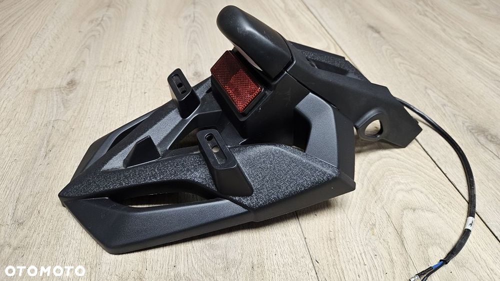 Uchwyt tablicy podświetlanie Yamaha T-Max 530 BC3-21629 - 6