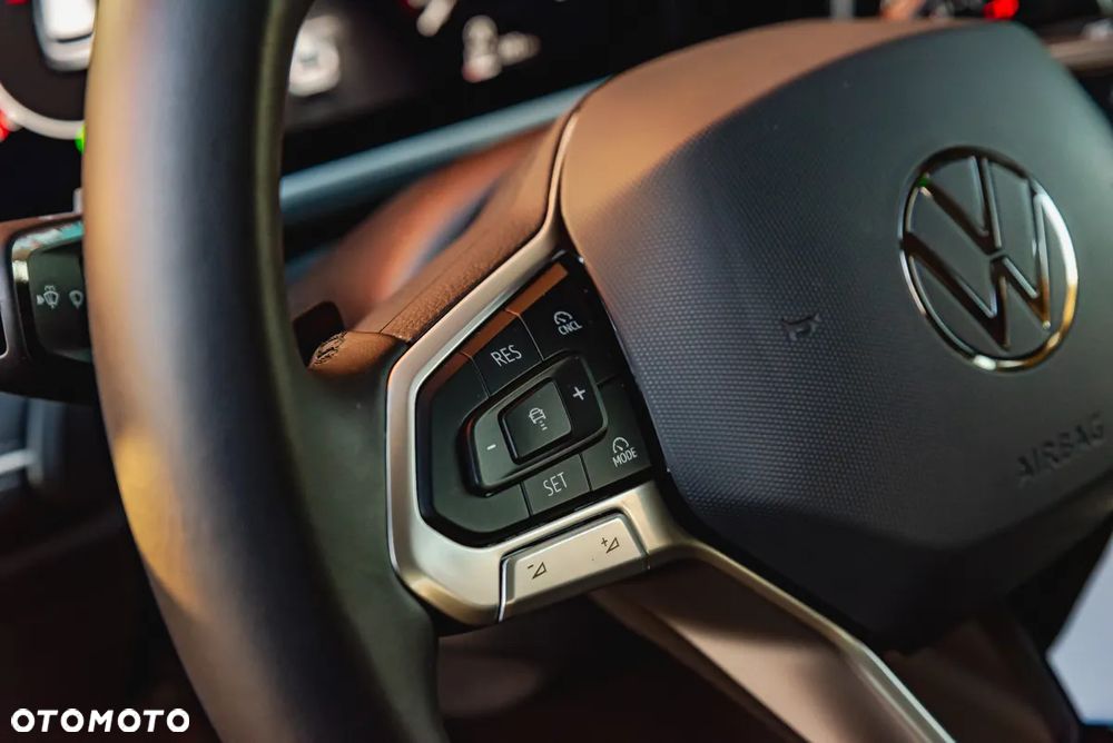 Volkswagen Passat Variant 1.5 TSI OPF DSG Elegance - 25