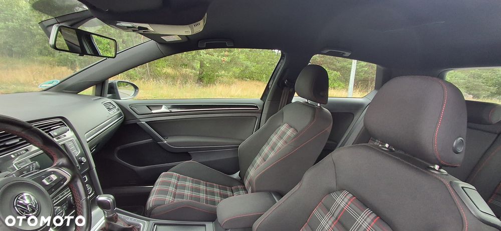 Volkswagen Golf 2.0 TSI BMT GTI DSG - 19