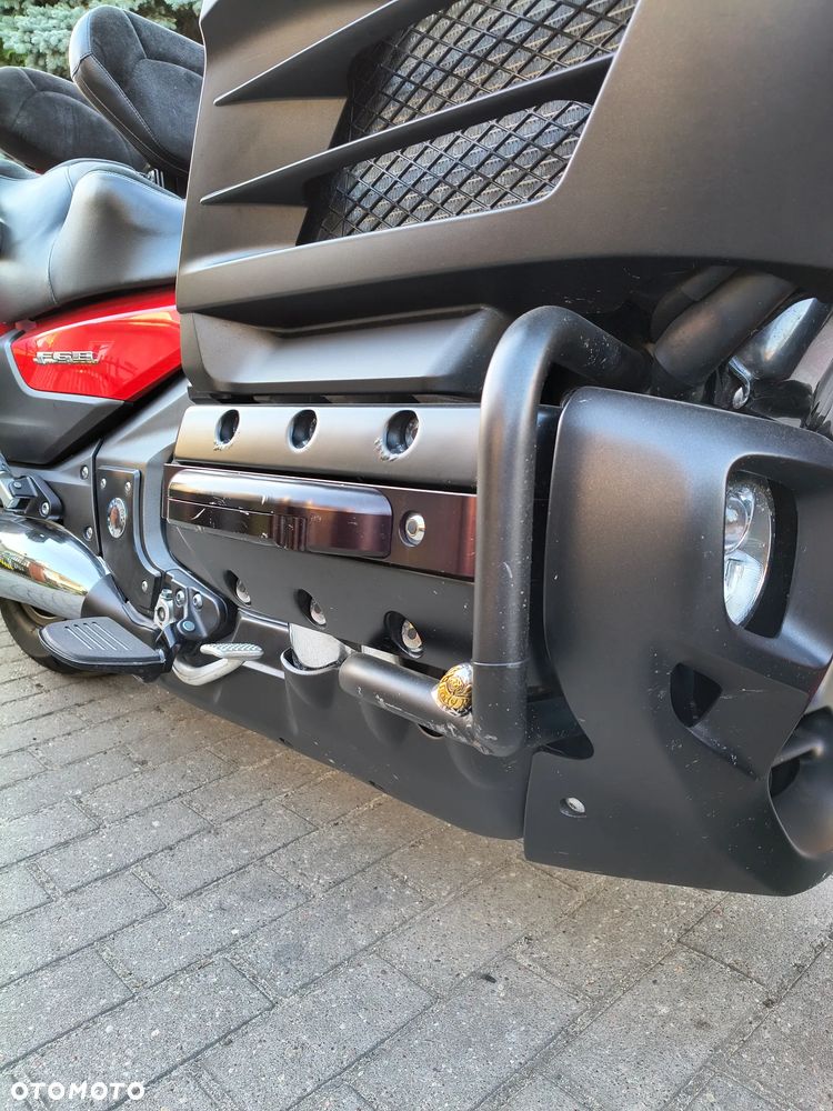 Honda GL - 7