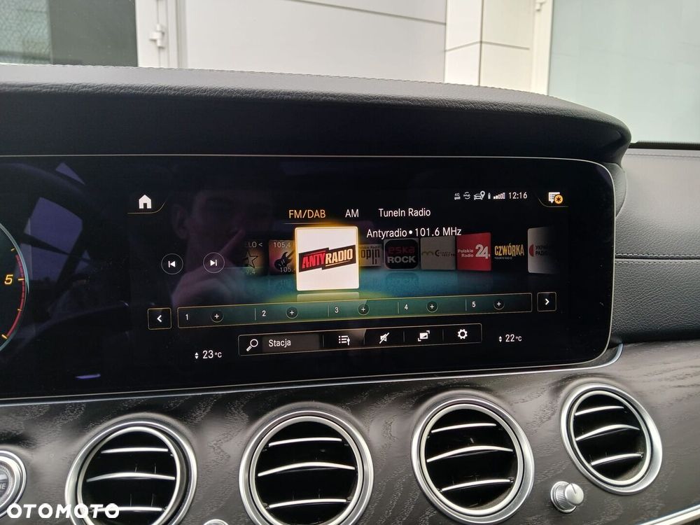 Mercedes-Benz Klasa E - 17