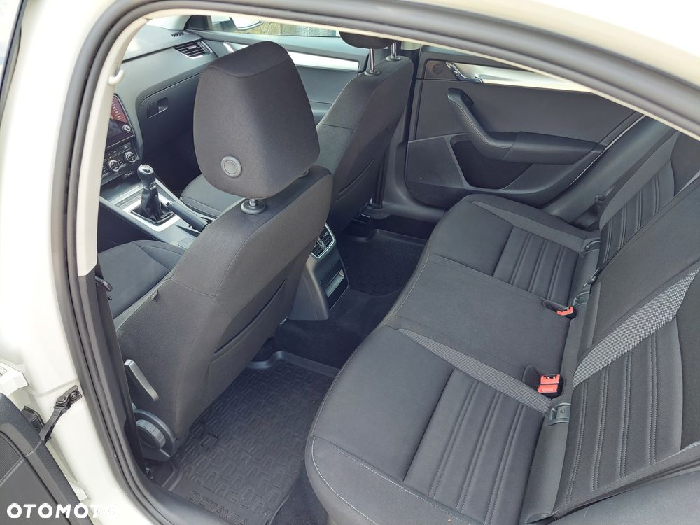Skoda Octavia 1.5 TSI ACT Ambition - 11