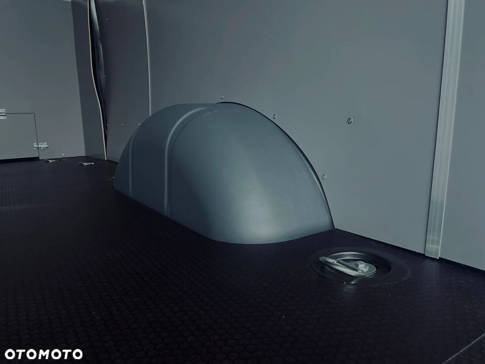 Iveco Daily 35S18HA8 V 3.0 Diesel 180KM AT8 Furgon Brygadowy L4H2 - 13