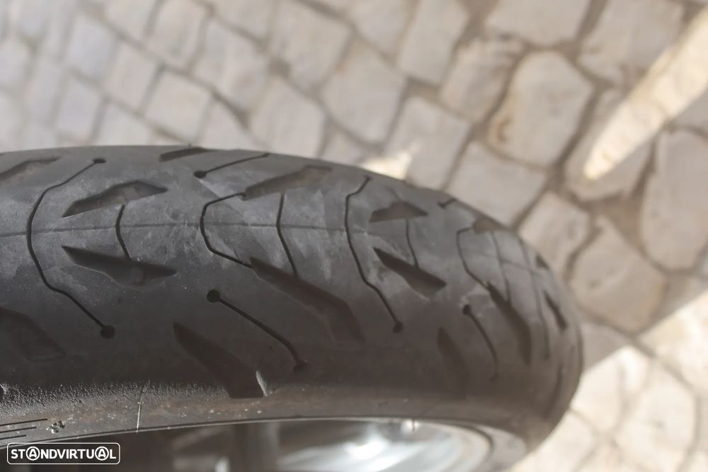 BMW R 1200 R 0400 - 8
