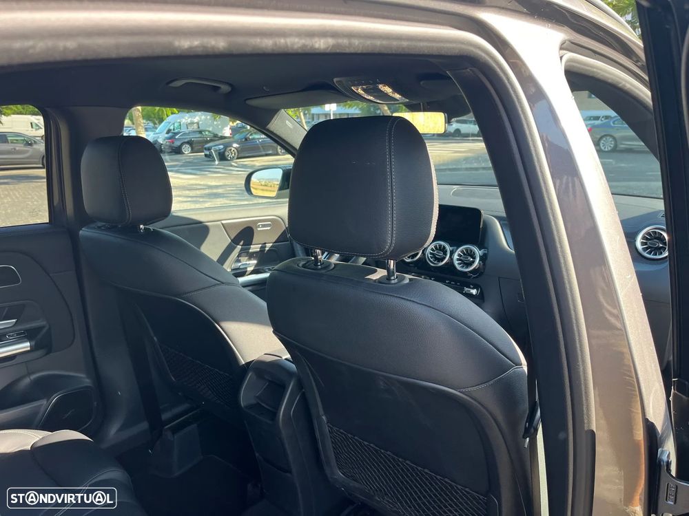 Mercedes-Benz GLA 200 d AMG Line - 9