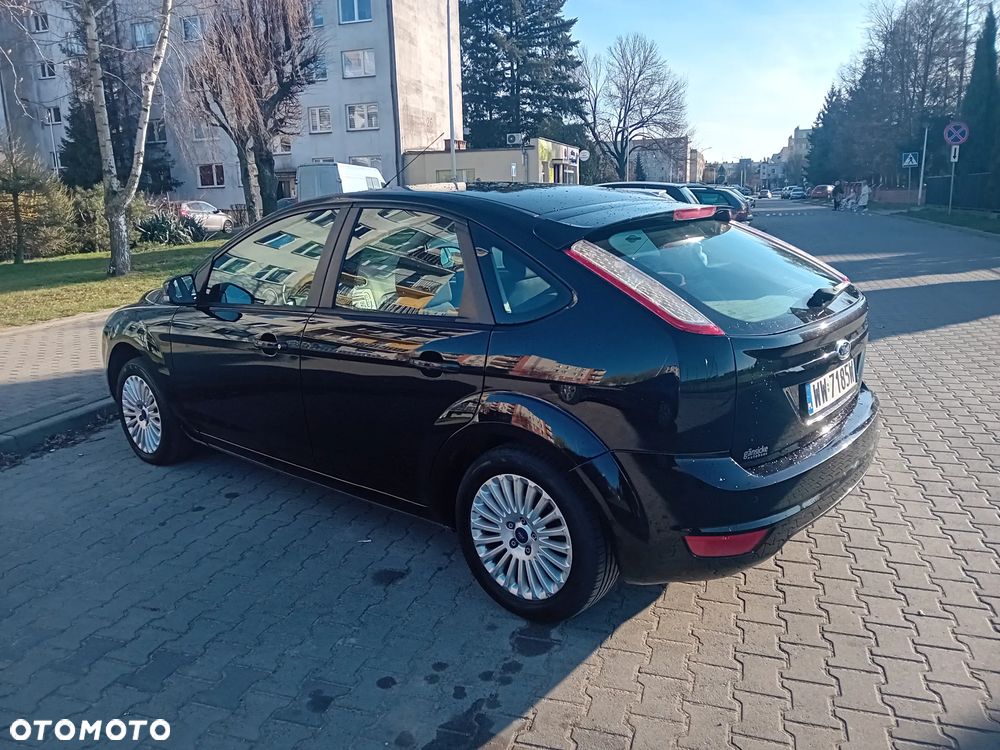 Ford Focus 1.6 Ti-VCT Style+ - 5