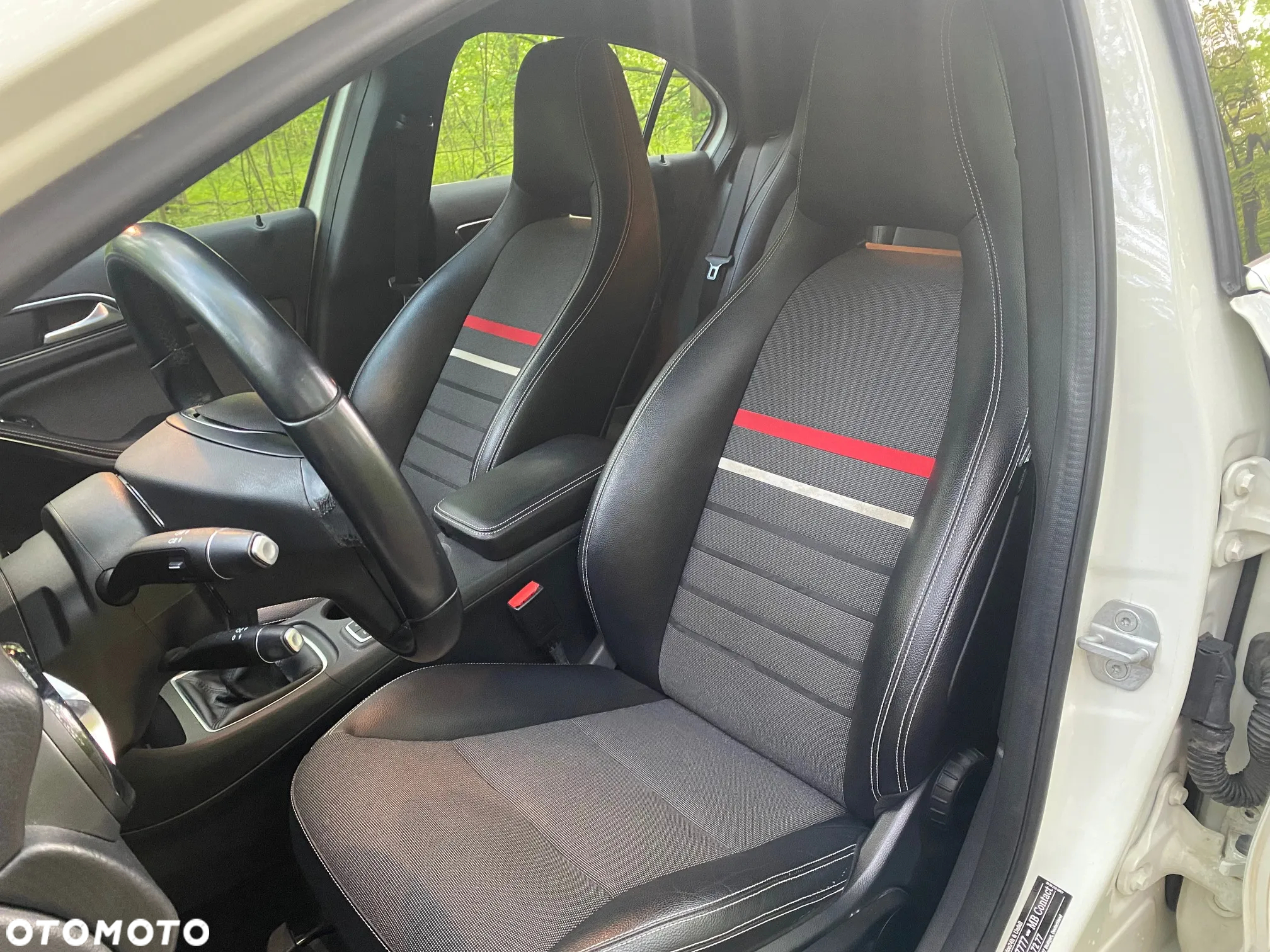 Mercedes-Benz Klasa A 200 (BlueEFFICIENCY) - 25