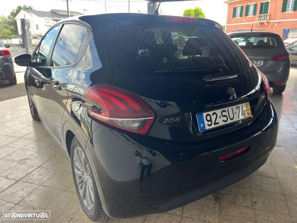 Peugeot 208 1.2 PureTech Style - 19