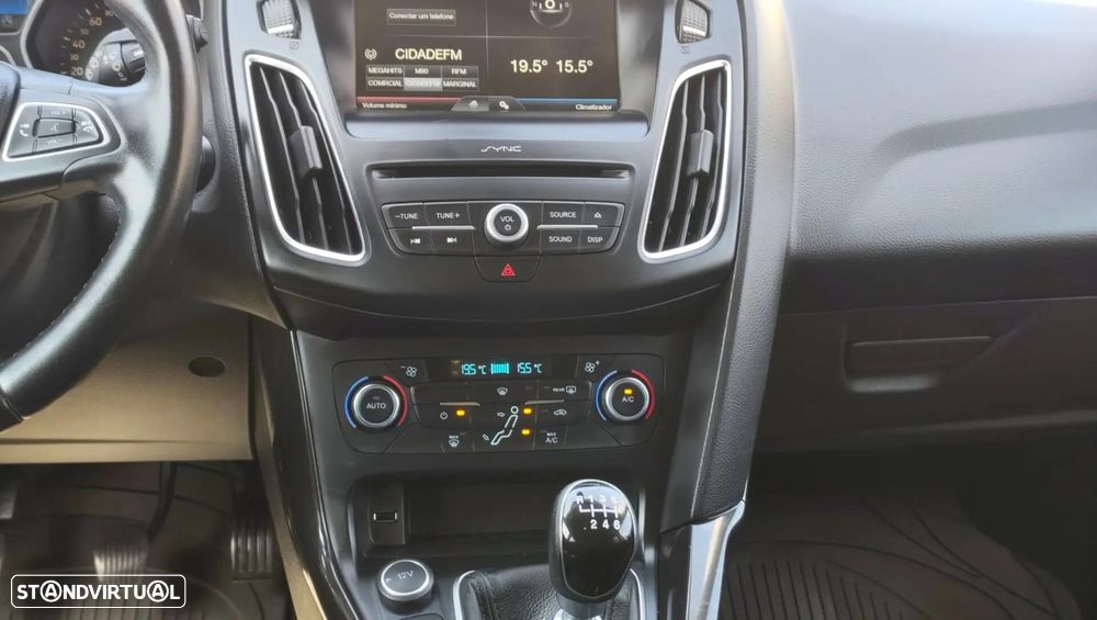 Ford Focus SW 1.5 TDCi Titanium ECOnetic - 22