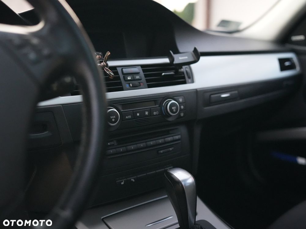 BMW Seria 3 - 17