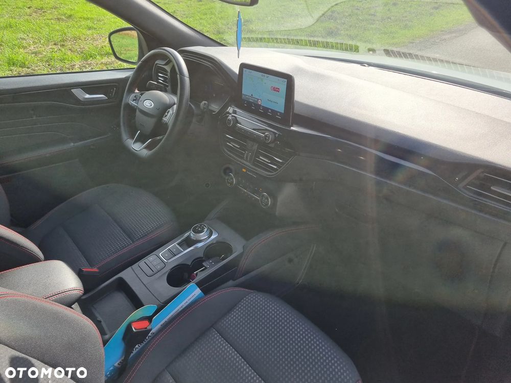 Ford Kuga 1.5 EcoBlue ST-LINE - 28