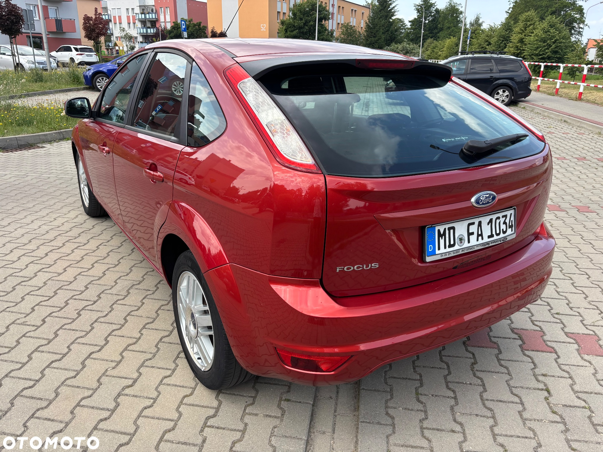Ford Focus 1.6 16V Ambiente - 11