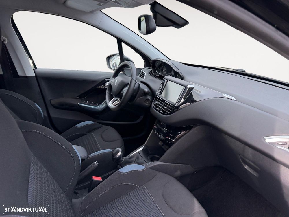 Peugeot 208 1.2 VTi Allure - 15