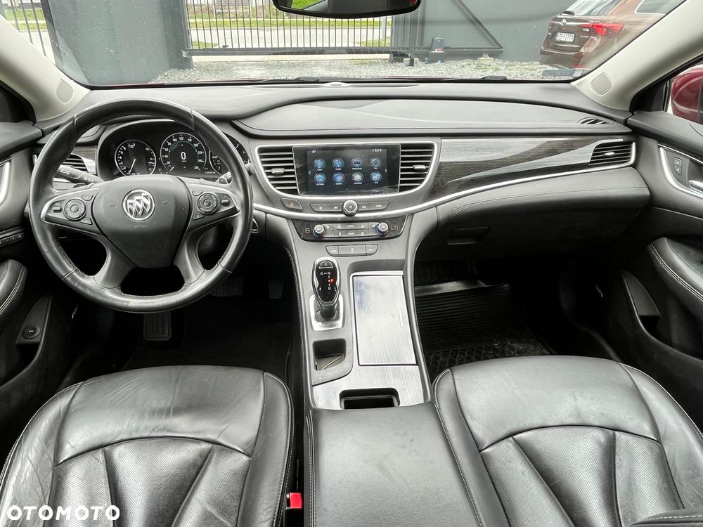 Buick Lacrosse - 24