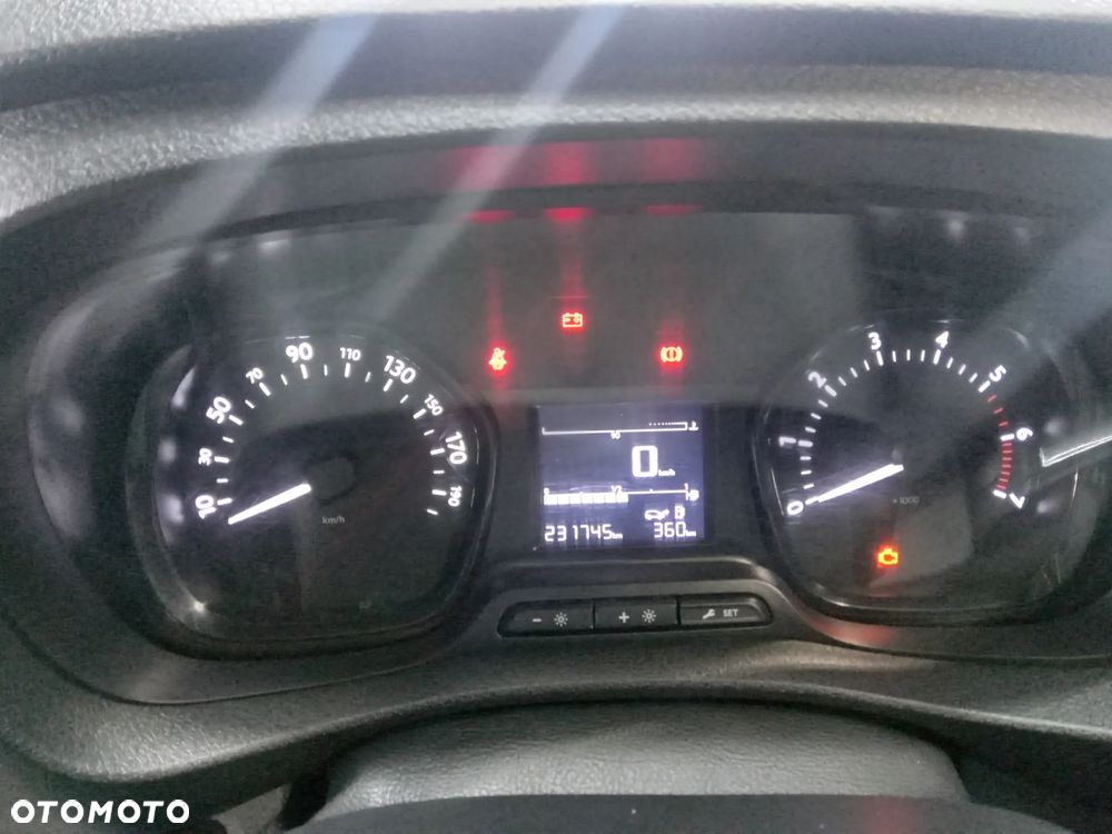 Toyota proace - 23