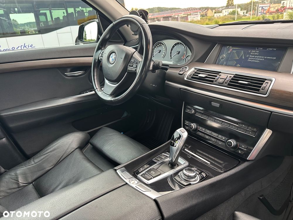 BMW 5GT - 14