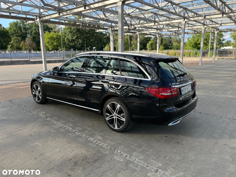 Mercedes-Benz Klasa C 300 de 9G-TRONIC Avantgarde - 9