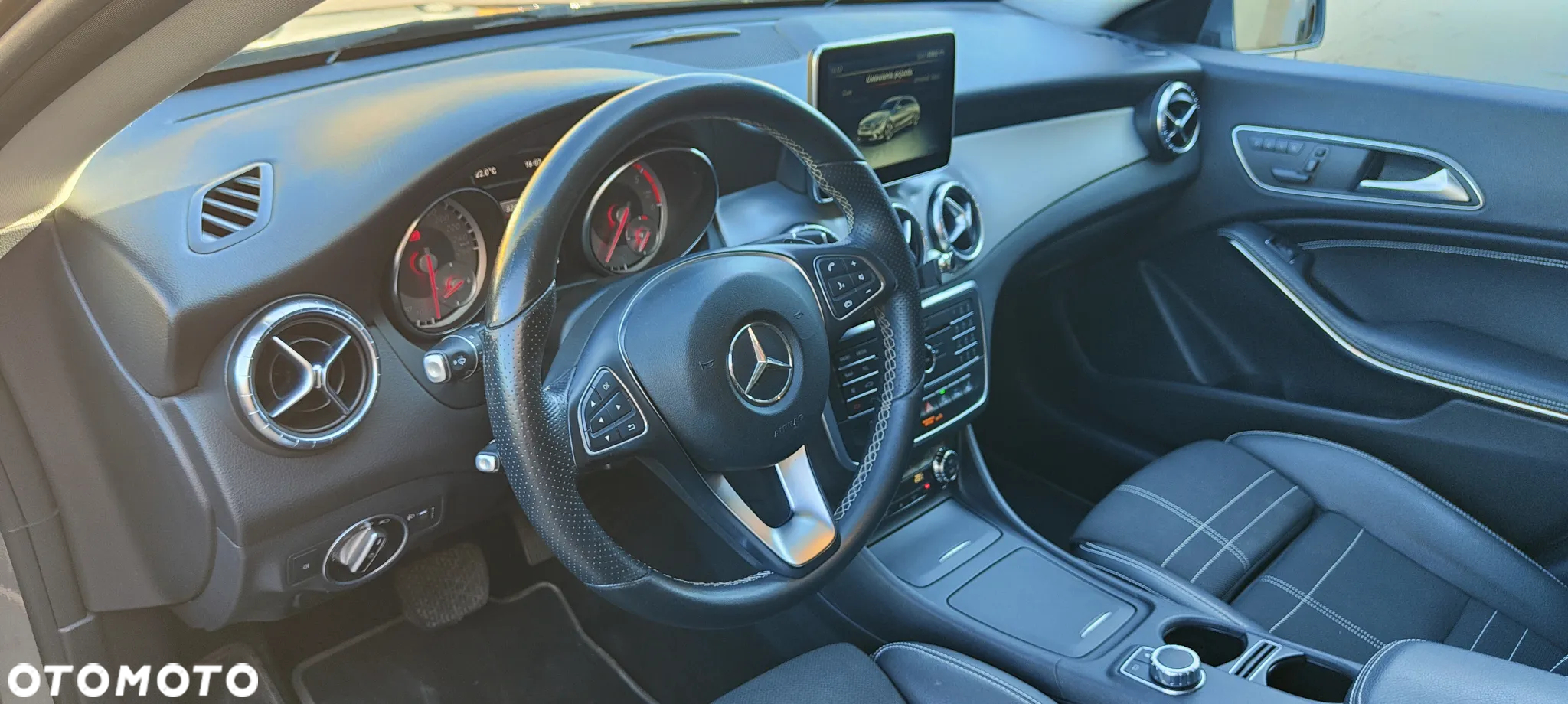 Mercedes-Benz CLA 220 d 4-Matic - 9