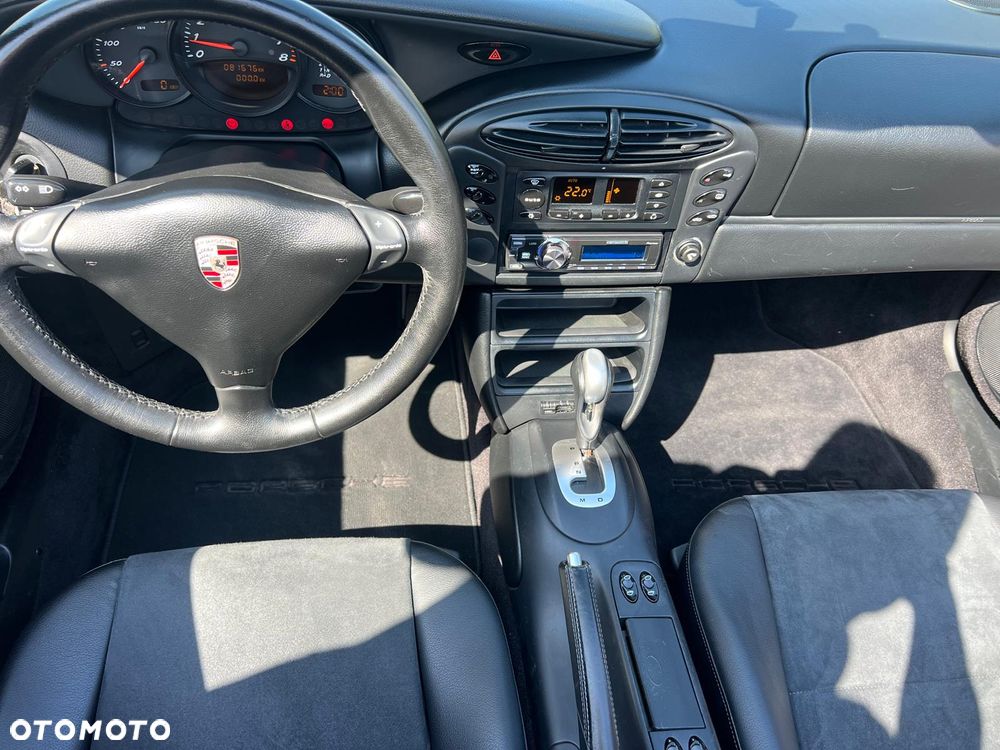 Porsche Boxster - 35