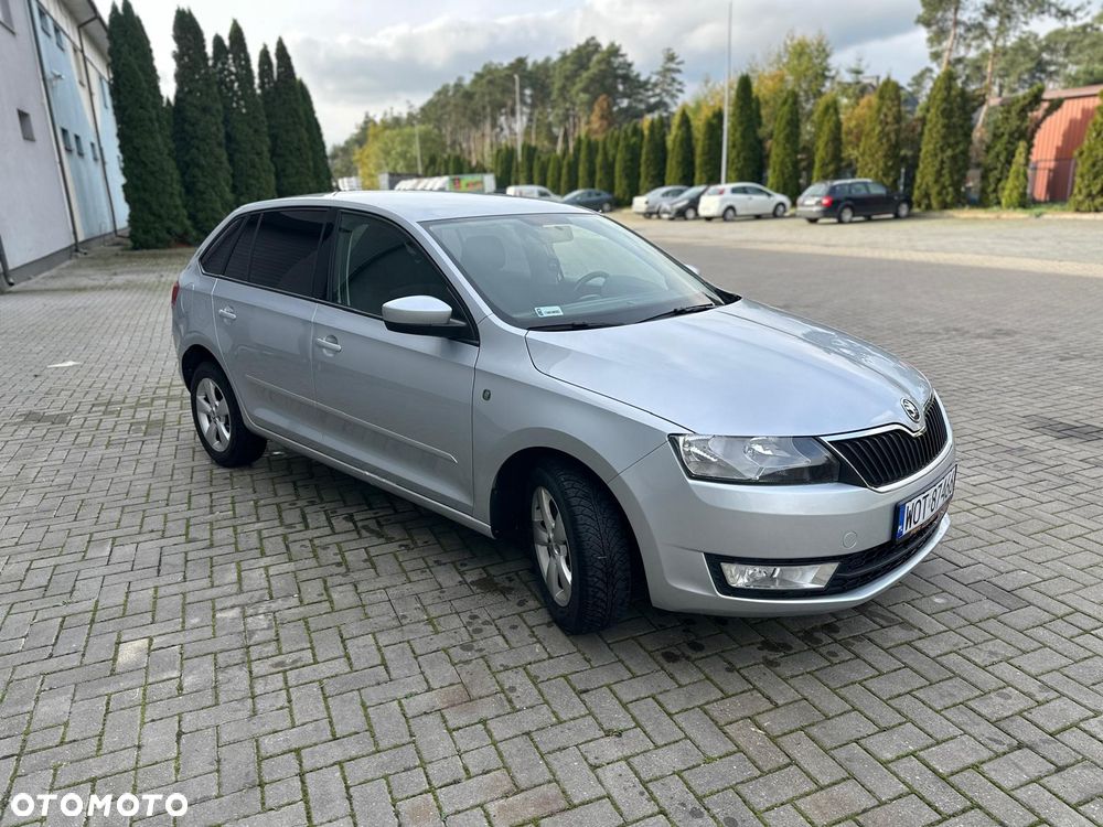 Skoda RAPID 1.6 TDI DPF Elegance - 2