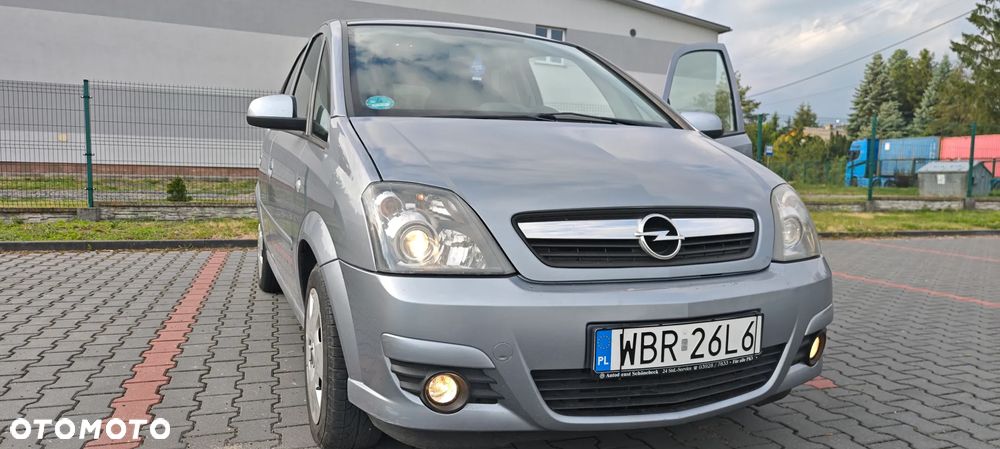 Opel Meriva 1.8 Cosmo - 3