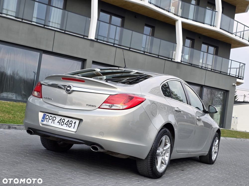 Opel Insignia - 23