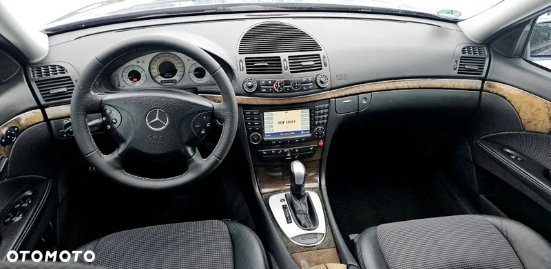 Mercedes-Benz Klasa E 320 T CDI Avantgarde - 12