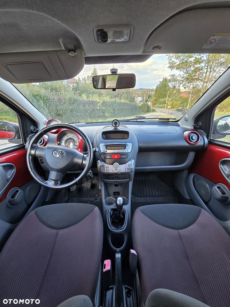 Toyota Aygo ver-1-0-vvt--i - 14